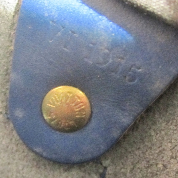 Louis Vuitton Speedy 30 Epi Blue - Picture 8 of 8